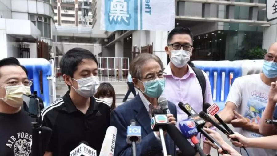 香港资深大律师李柱铭保释后受访资料图片