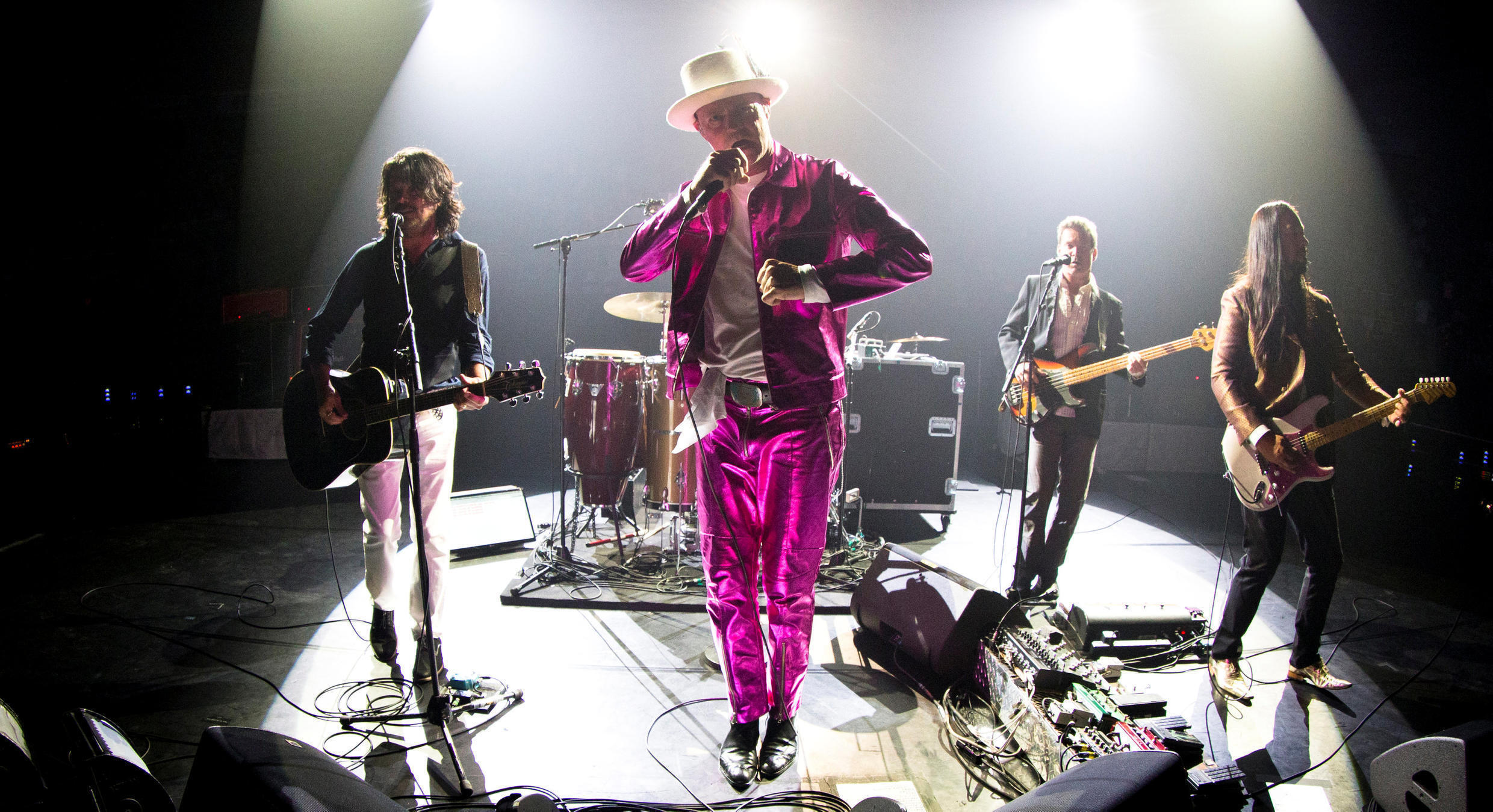 Le Canada fait ses adieux au mythique groupe de rock The Tragically Hip