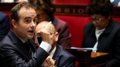 O primeiro-ministro francês, Sébastien Lecornu, na Assembleia Nacional, em 15 de outubro de 2025.