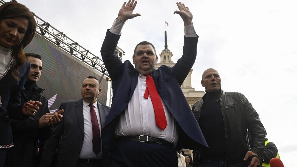 Motivul protestelor bulgarilor: ce nemulțumiri îi scot în stradă?