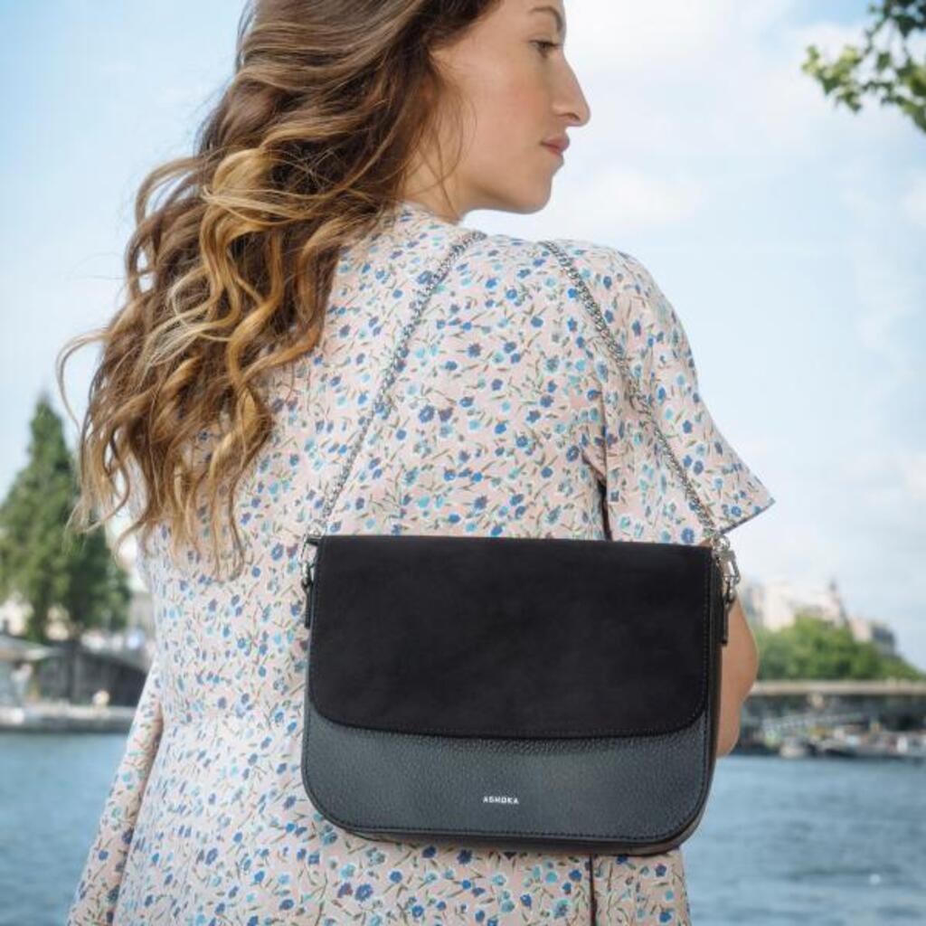 Le sac Brigitte oxymore apple skin noir.
