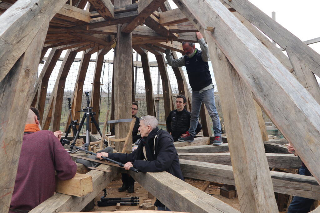 Mylène Pardoën, campagne de captation sur le chantier de Guédelon