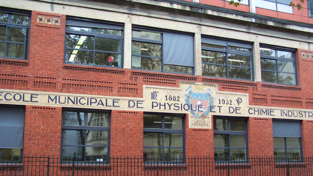 Un camp scientifique à l'ESPCI pour susciter des vocations chez les lycéennes
