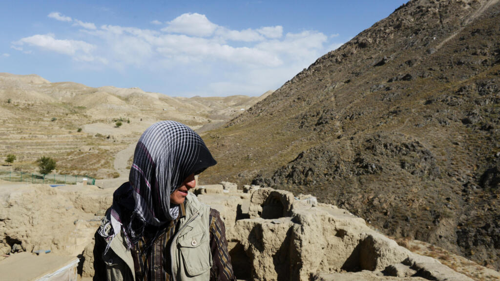 Os restos de um antigo local budista nas montanhas áridas de Mes Aynak, no Afeganistão, onde fica a segunda maior mina de cobre do mundo. 