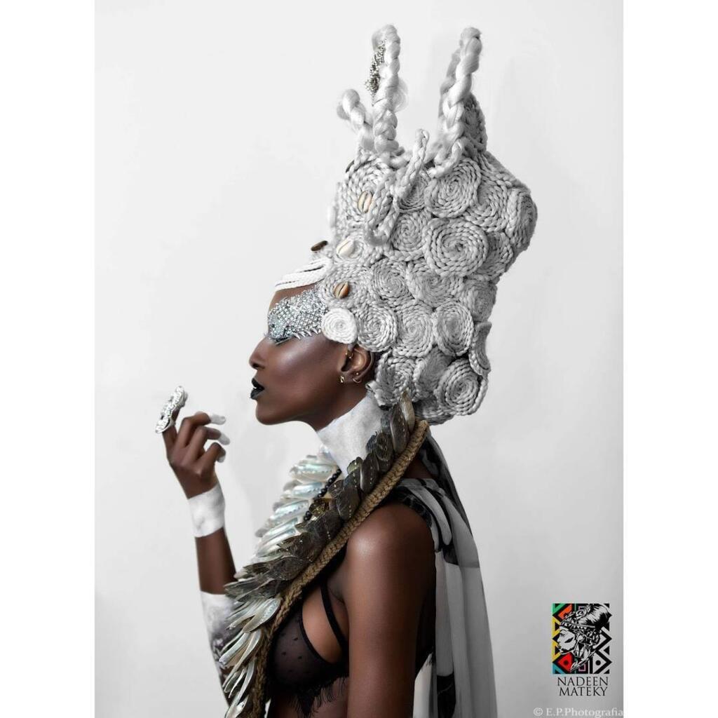 Coiffure de Nadeen Makety