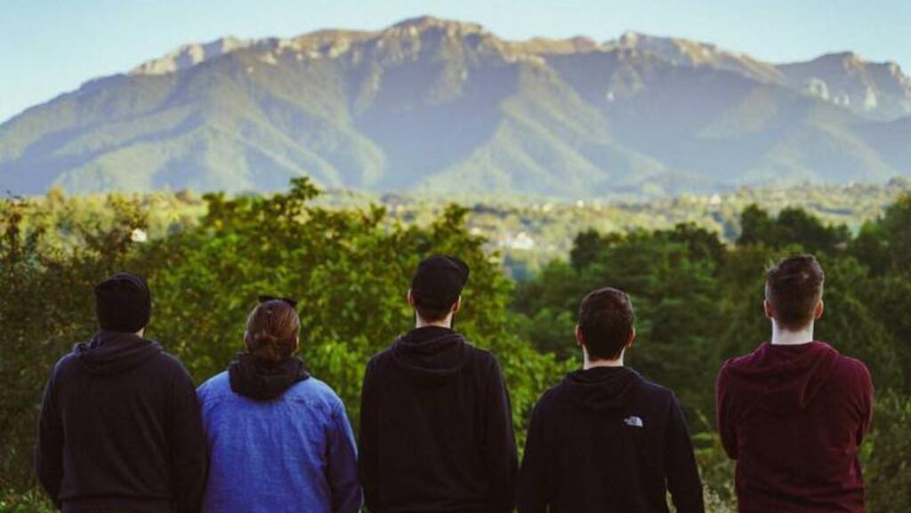 Am Fost La Munte Și Mi-a Plăcut inseamna Andrei Stere Câmpean (tobe), Mircea Becherescu (chitară), Vlad Enescu (chitară), Alex Zamfir (chitară), Matei Pușcaru (bas).