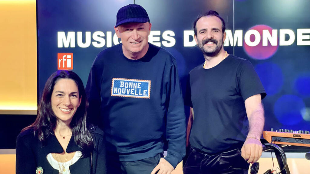 Ariana Vafadari, Rusan Filiztek et Philippe Cohen-Solal à RFI.