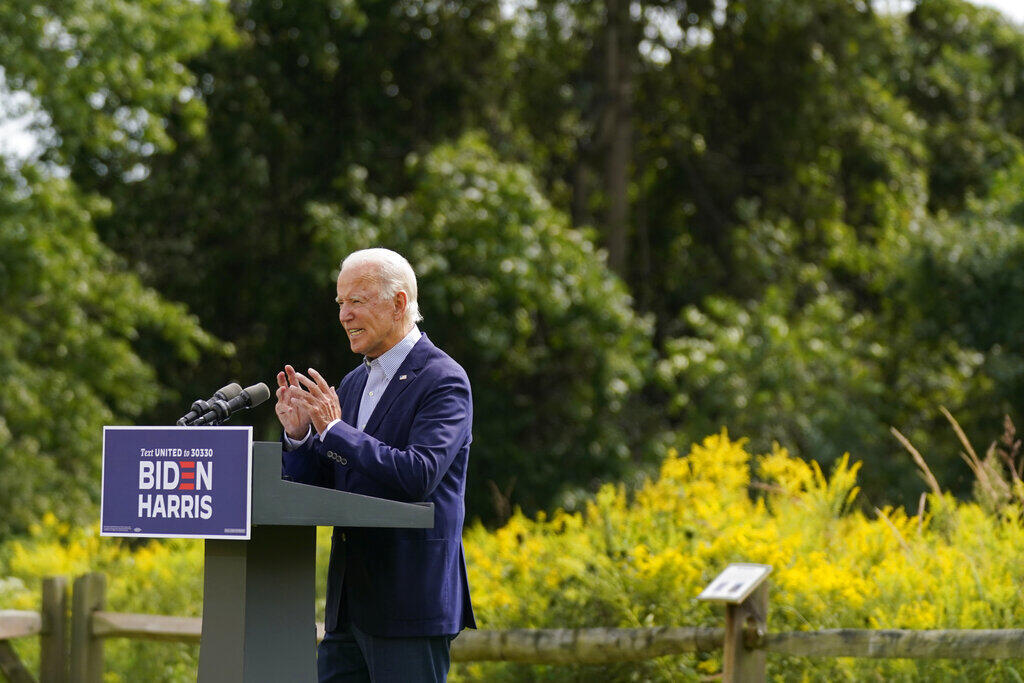 O candidato democrata à presidência e ex-vice-presidente Joe Biden fala sobre mudanças climáticas e os incêndios que afetaram os estados ocidentais, em 14 de setembro de 2020, em Wilmington, Del.