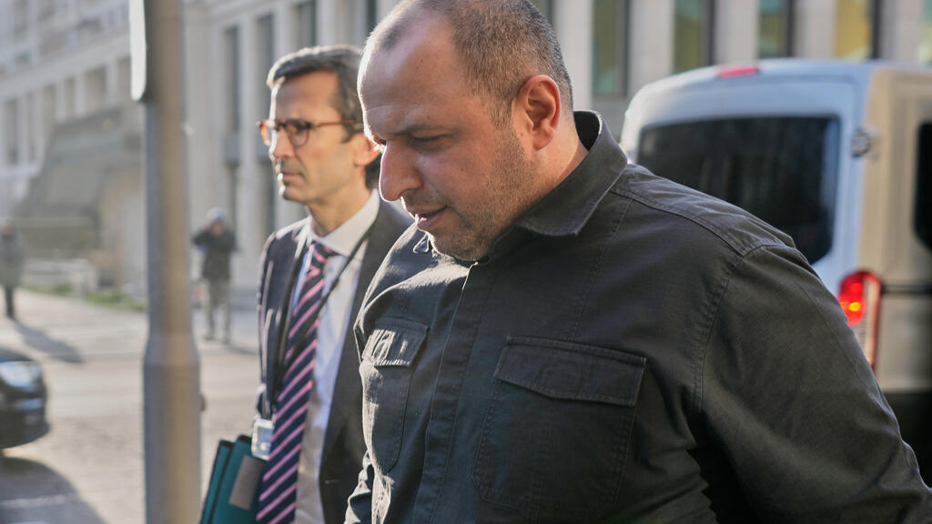 Thư ký An ninh Quốc gia Ukraina Rustem Umerov và Günter Sautter, cố vấn Chính sách Ngoại giao và An ninh của thủ tướng Đức, gặp nhau tại Berlin, Đức, ngày 14 tháng 12 năm 2025.