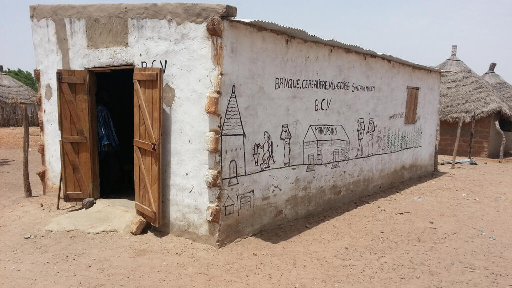 La banque de céréales de la communauté rurale de Sinthiou Malème, dans l'arrondissement de Koussanarpartement de Tambacounda, à l’est du Sénégal.