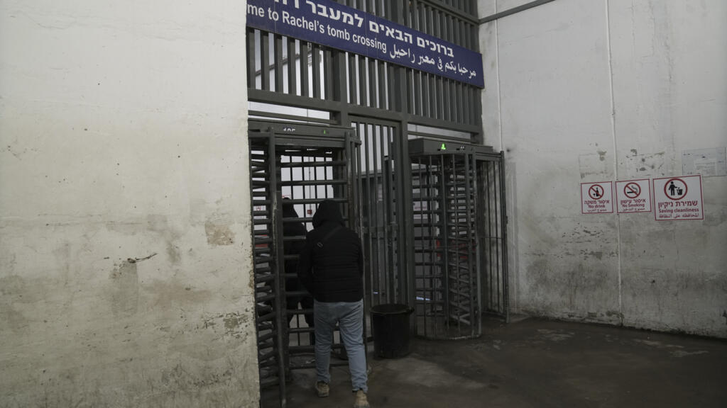 En Cisjordanie occupée, la colonisation israélienne et la guerre à Gaza asphyxient l'économie