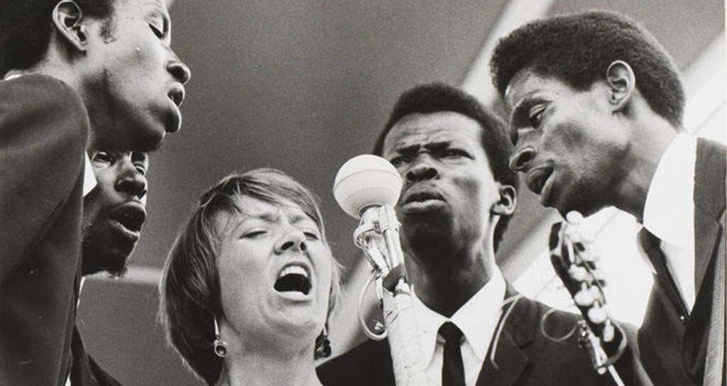Barbara Dane and the Chambers Brothers.