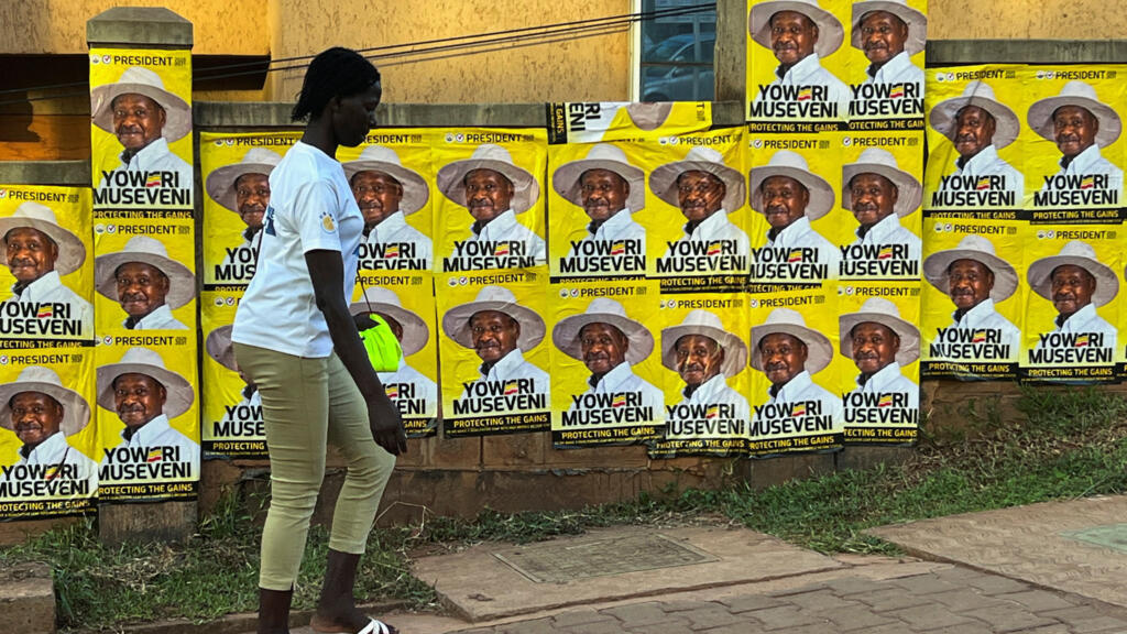 Élections générales en Ouganda: les enjeux d'un double scrutin sous surveillance des forces de sécurité