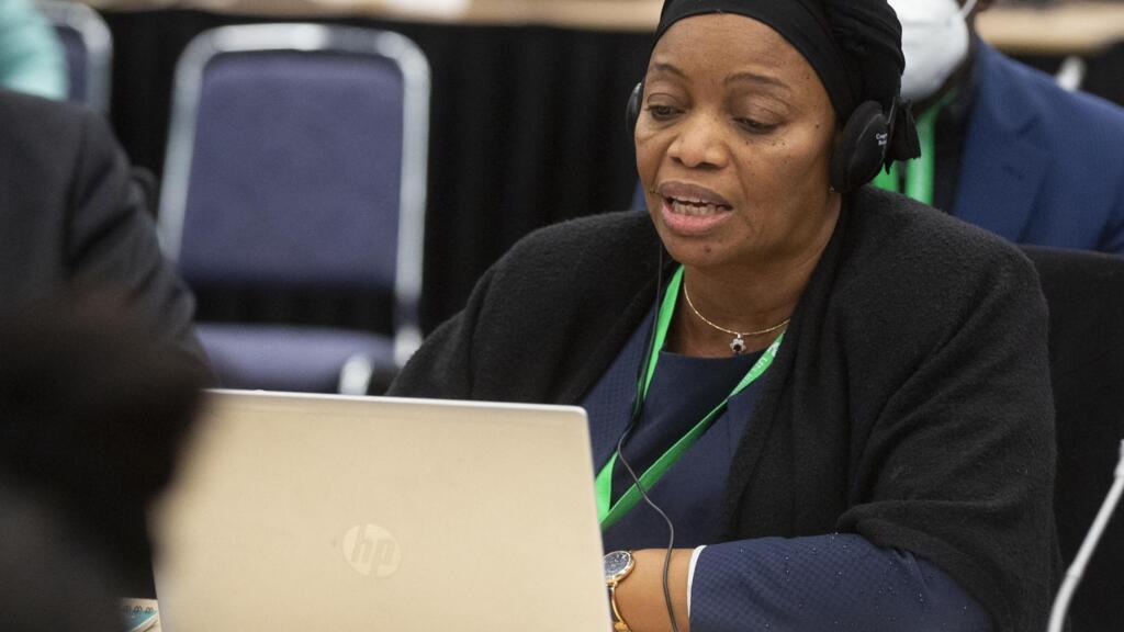 Eve Bazaiba Masudi, ministre d'État et ministre de l'Environnement et du Développement durable en République démocratique du Congo, lors de la Conférence des Nations unies sur la biodiversité (COP15), à Montréal, au Québec, le 19 décembre 2022.