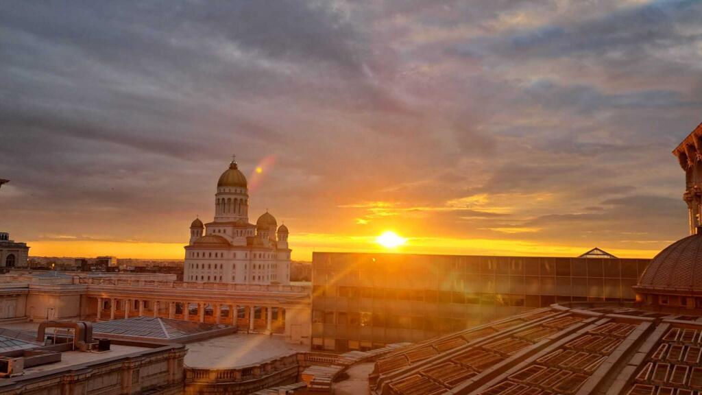 Собор спасіння нації став домінантою у міському пейзажі Бухареста