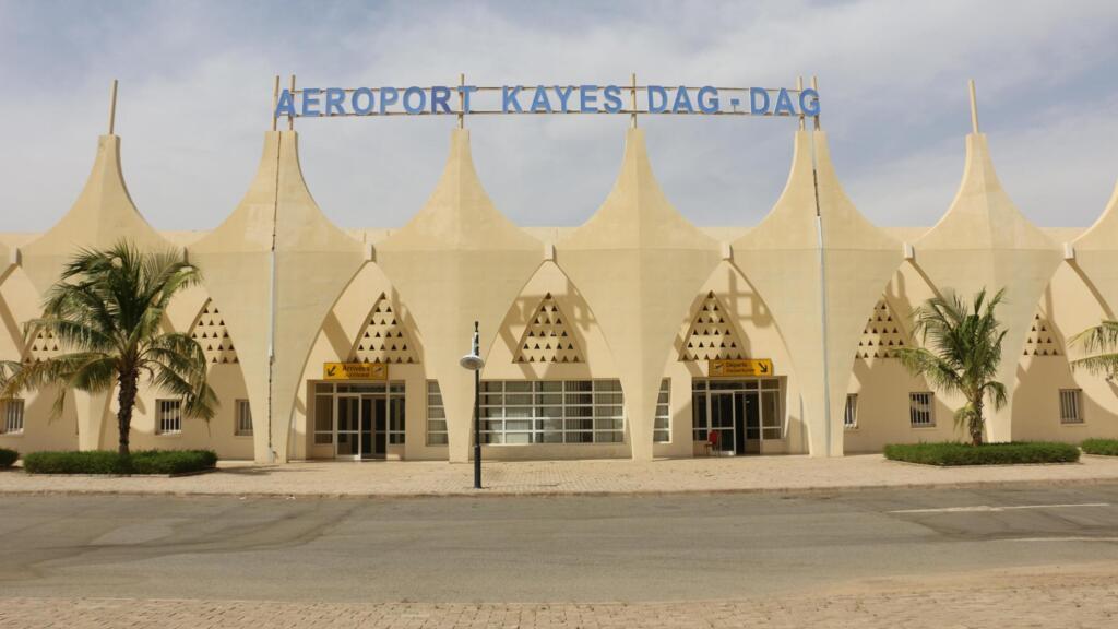 Une liaison aérienne privée relie Bamako à Kayes.