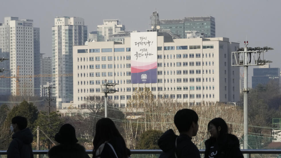 The South Korean Presidential Office building is seen in Seoul, South Korea, Wednesday, Dec. 11, 2024. (AP Photo/Ahn Young-joon)