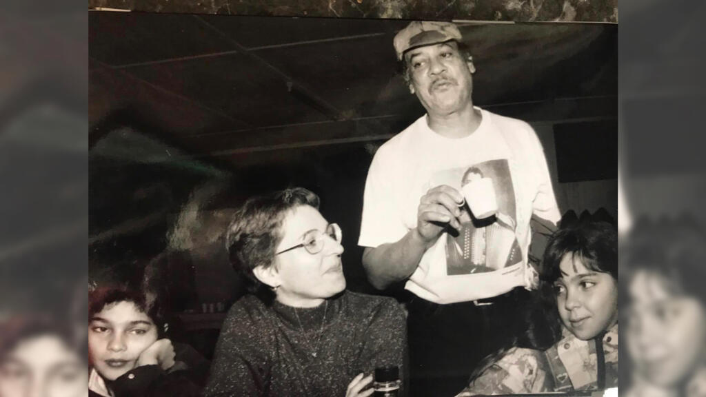 La tribu Lacaille (Odile, Marc, René, Oriane).