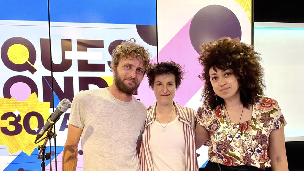 Lucie Antunes, Clémence Lasme et Franck Berthoux à RFI.