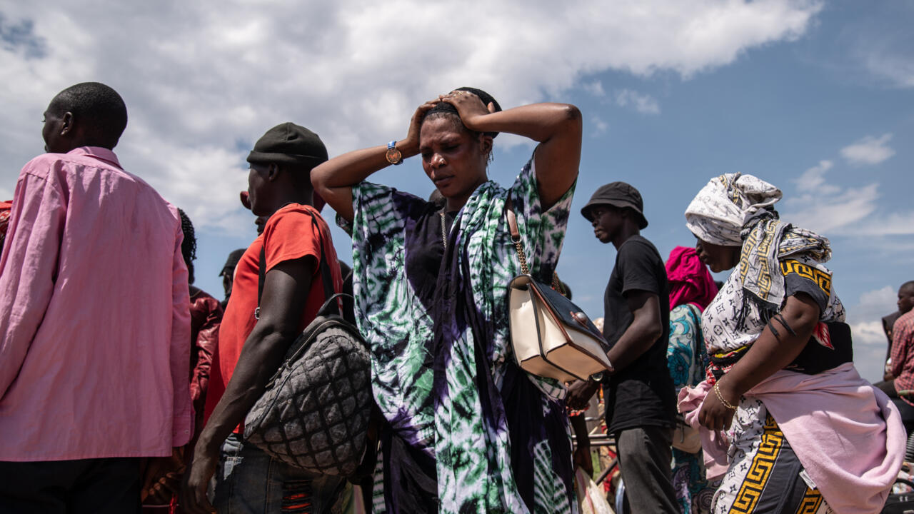 rfi.fr - Civilians venture home after militia seizes DR Congo town