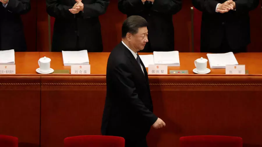 中国国家主席习近平5月22日在全国人大会议上。