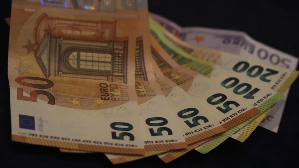 Versão virtual do euro é estudada pelo Banco Central Europeu e a Comissão Europeia há três anos.