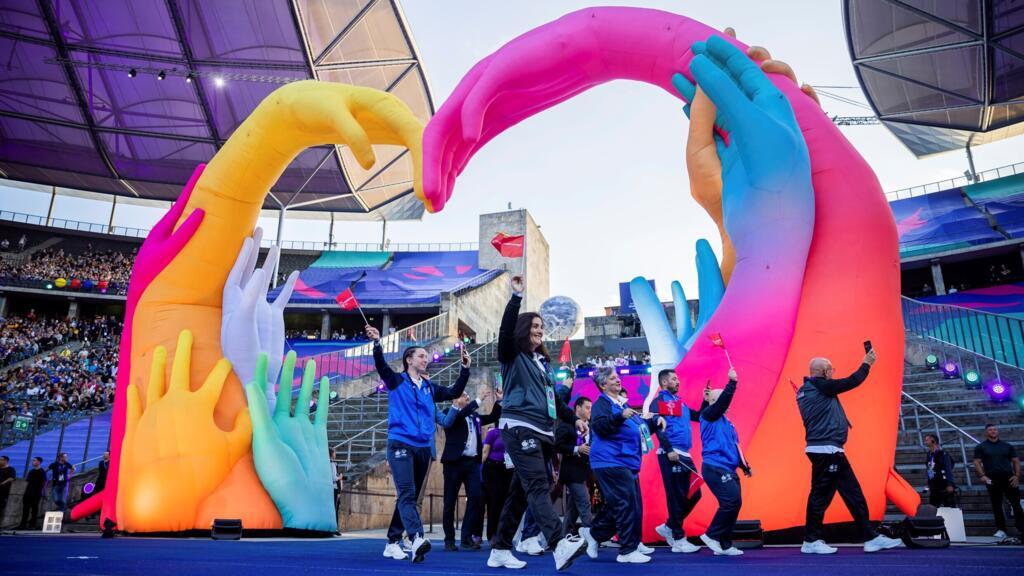 Les athlètes grecs, lors de la cérémonie d’ouverture des Special Olympics World Games 2023, à Berlin, le samedi 17 juin 2023.