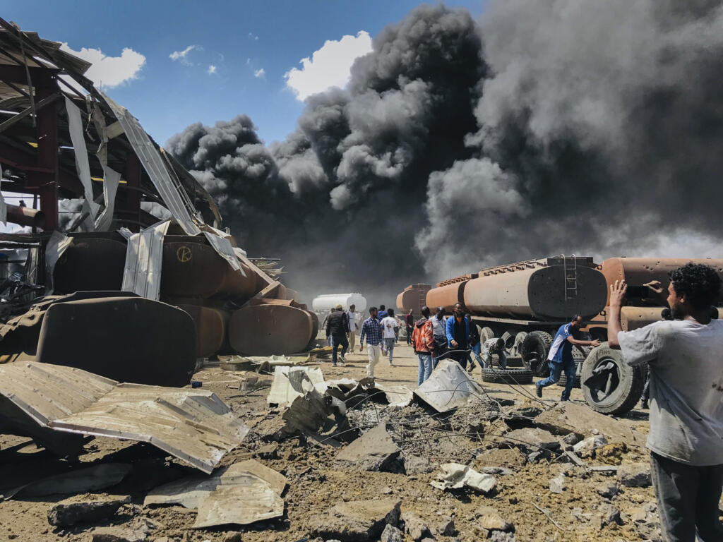 A capital do Tigré, Mekele, foi duramente atacada durante os principais conflitos entre o governo etíope e forças do Tigréforces. A foto mostra um ataque aéreo em 20 de outubro de 2021.