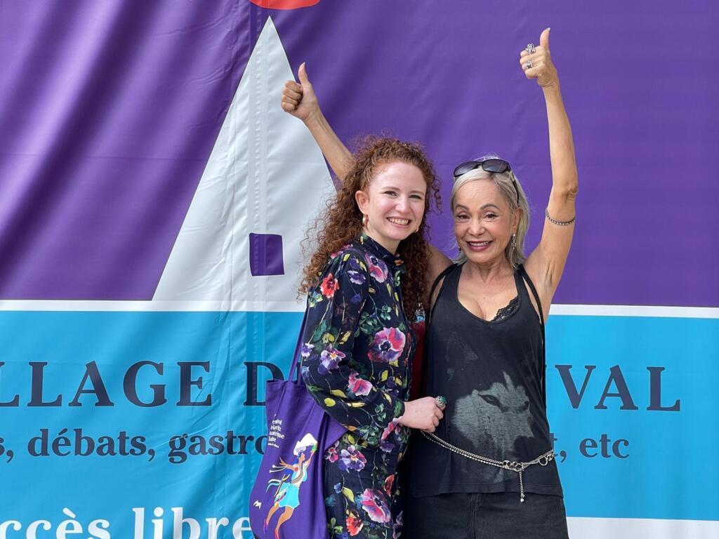 A diretora Mikaela Plotkin e a atriz Tânia Alves
