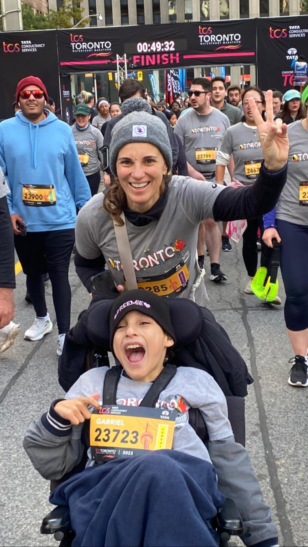 Fabiana tornou-se diretora da Fundação canadense de bebês prematuros, em Toronto, após o nascimento de seu filho Gabriel, hoje com 12 anos