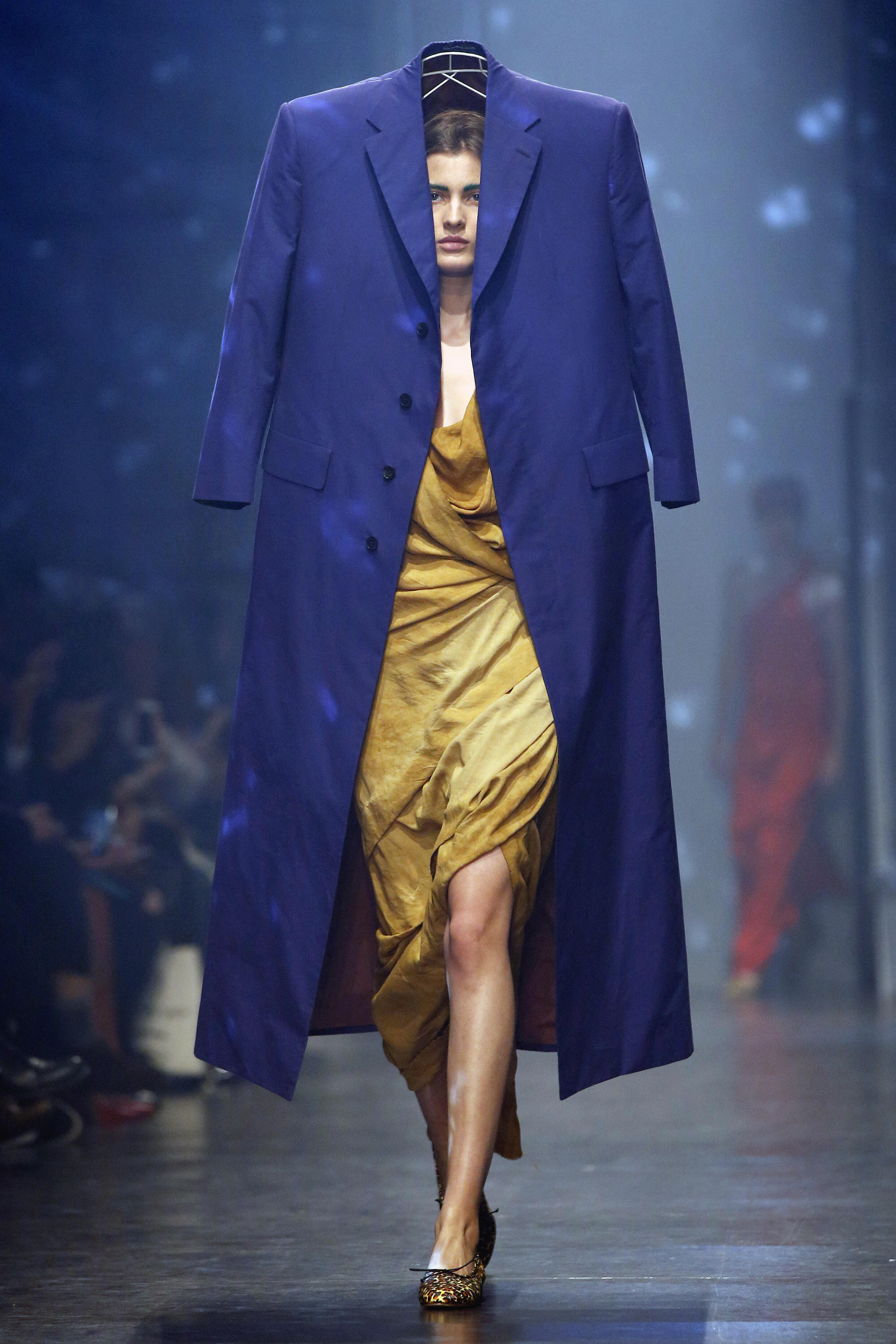 Westwood est connue pour sa sensibilité non conventionnelle, souvent peu orthodoxe