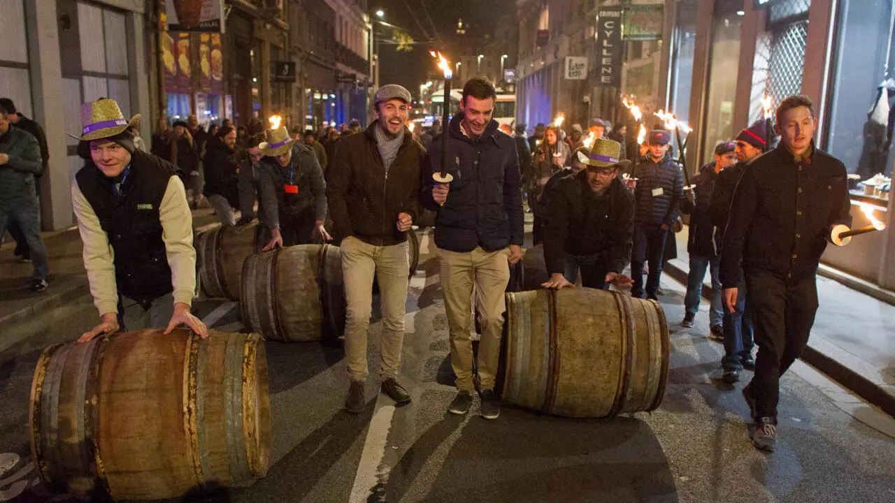 France En Novembre C Est Le Retour De La Fete Du Beaujolais Nouveau