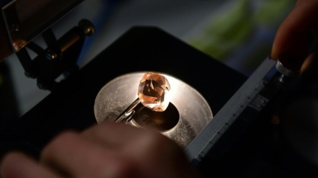 Chaque année, l'Union européenne, principalement la Belgique, exporte vers les États-Unis pour 2,1 milliards de dollars de diamants.