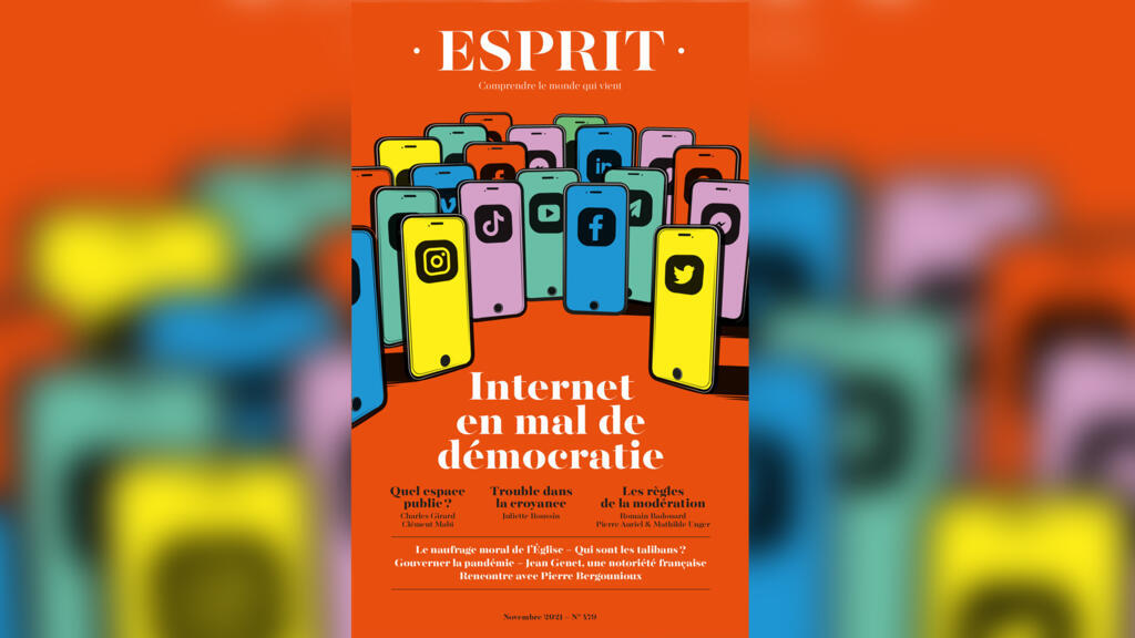 Couverture de la revue Esprit «Internet en mal de démocratie», novembre 2021.