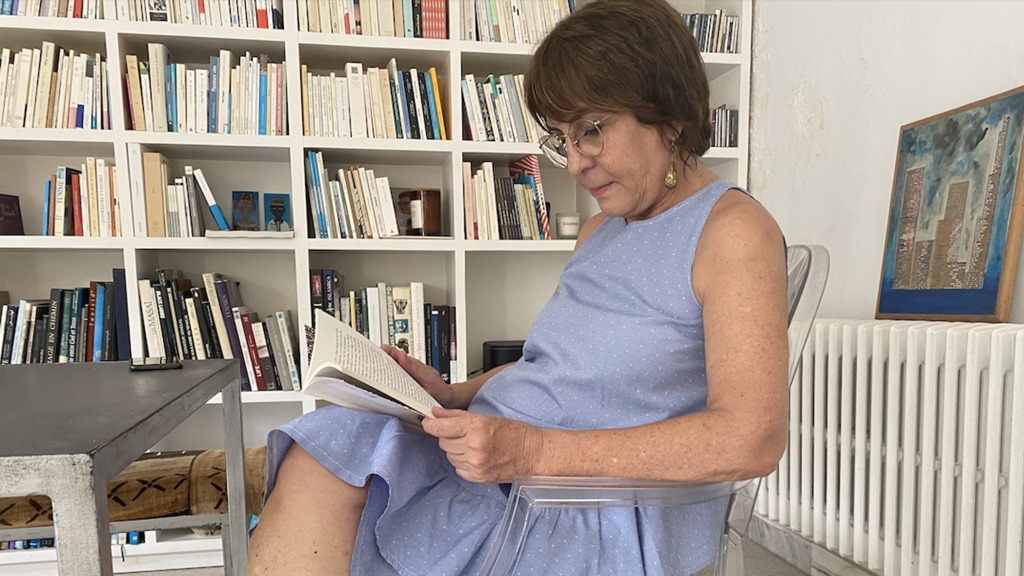 Elisabeth Daldoul chez elle, à Tunis.