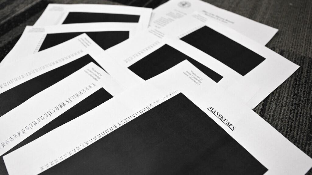 Affaire Epstein: le ministère américain de la Justice met en ligne près de 8000 nouveaux documents