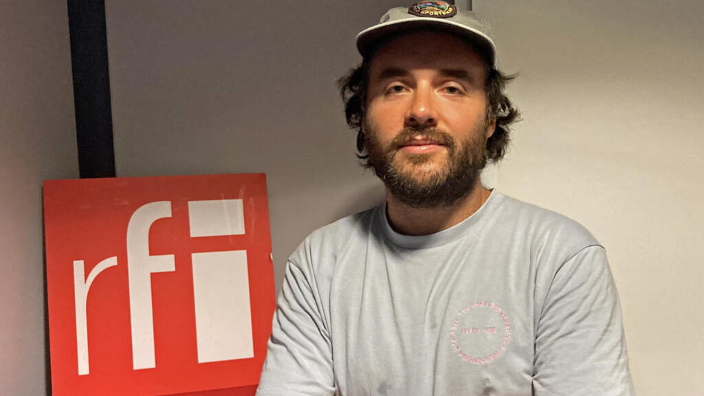 Le rappeur Keroué dans les studios de RFI.