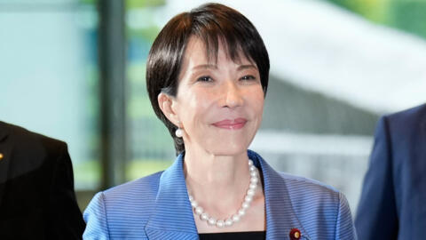 نخست‌وزیر جدید ژاپن، سانائه تاکایچی، در دفتر نخست‌وزیری، ۲۱ اکتبر ۲۰۲۵.