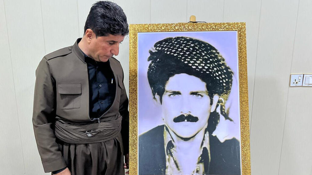 Monsieur Hassan et son père, disparu au printemps 1988 au cours du génocide d'Anfal - février 2025/Kifri.