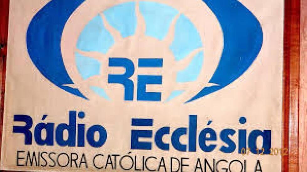 Rádio Ecclésia em crise financeira despede jornalistas angolanos