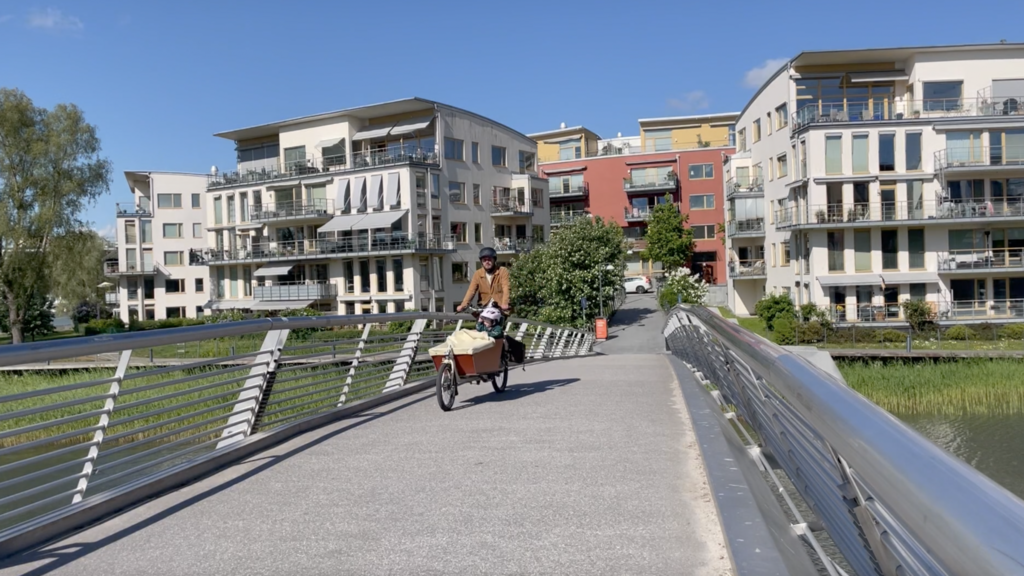 Suécia é pioneira no planejamento de bairros ecológicos.