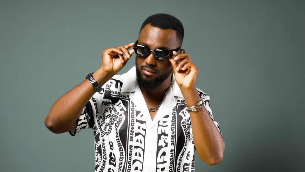 Kedjevara, star de la musique ivoirienne coupé-décalé.