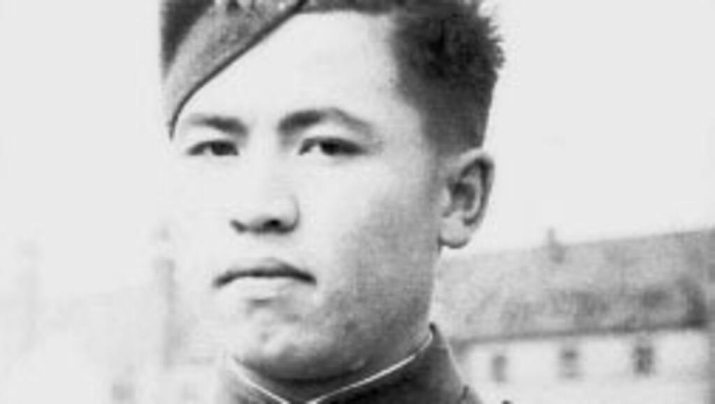 Rakhimjan Koshkarbaev, locotenentul cazac care a înfipt steagul victoriei pe clădirea Reichstagului din Berlin în ziua de 30 aprilie 1945