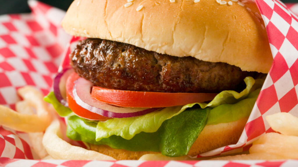 Publicidade nas redes ligada ao fast food está na mira das autoridades dinamarquesas.