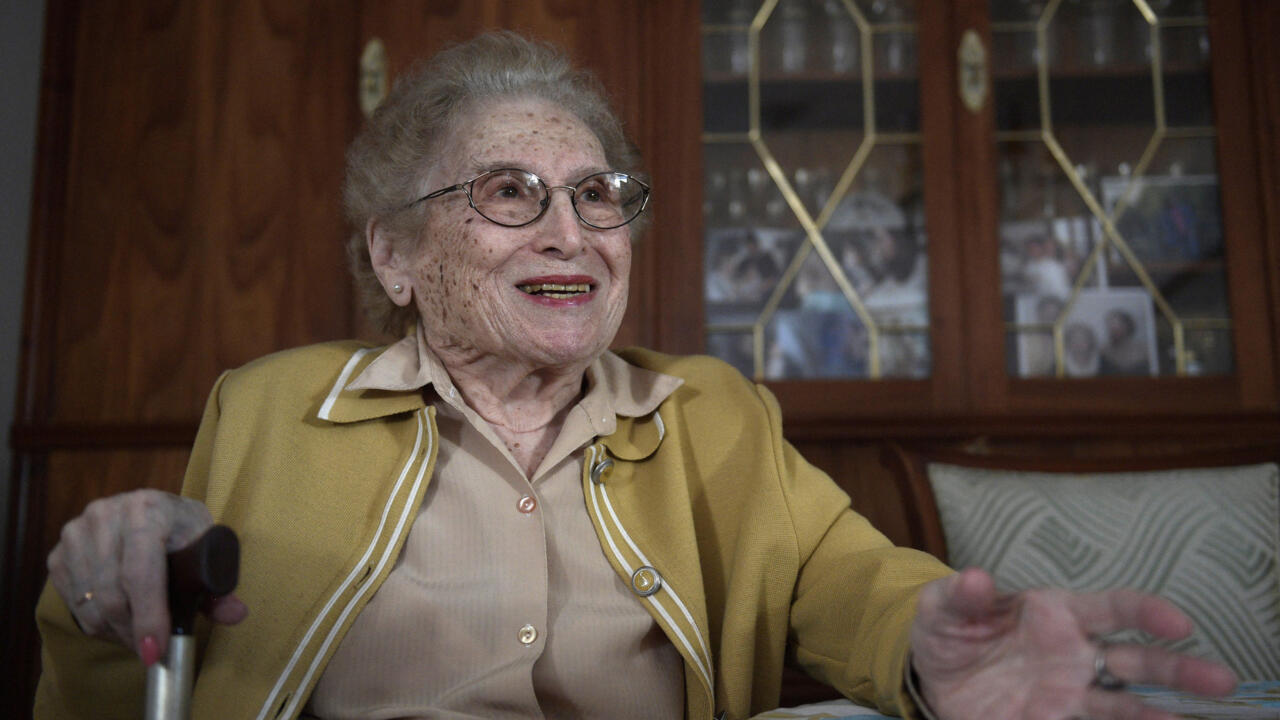 Argentine: mort à 106 ans de Rosa Roisinblit, emblématique Grand-mère de la place de Mai contre la dictature