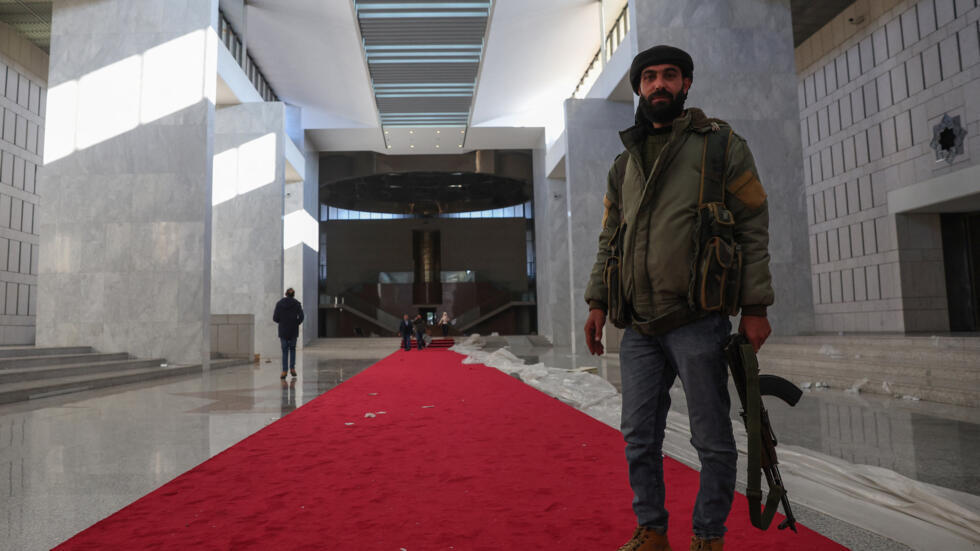 Ikulu ya rais wa Syria, mjini Damascus, mikononi mwa waasi Jumamosi, Desemba 8, 2024. Mashirika ya ya habari ya Urusi yanaripoti kuwa Bashar Al Assadyuko Moscow.