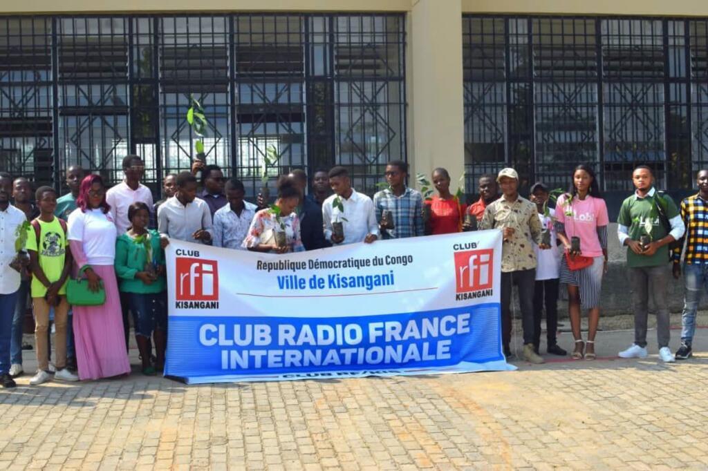 Les membres du club RFI Kisangani.