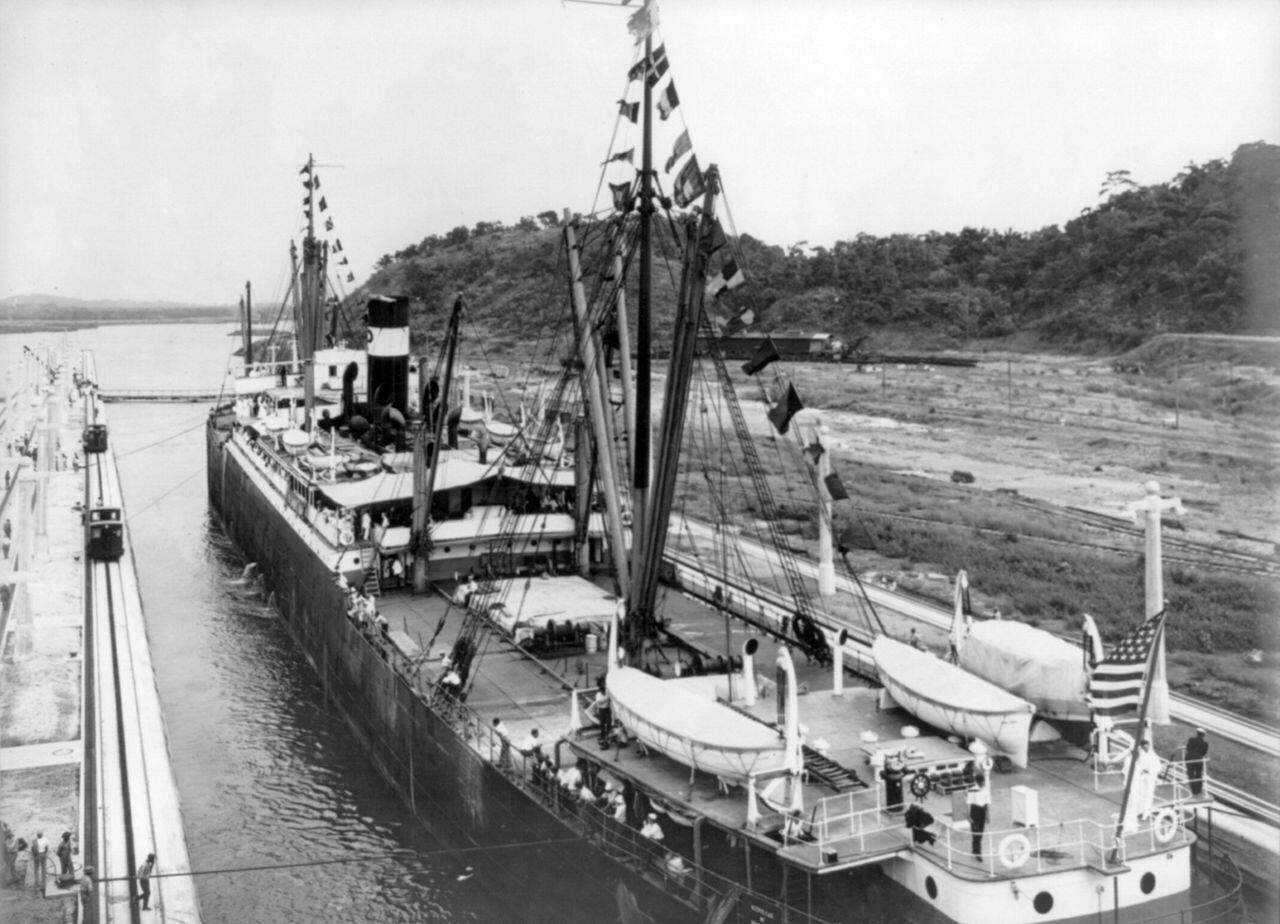 El Canal De Panama Cien Anos De Historia Mundo Ciencia