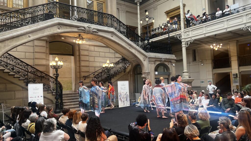 Foto do desfile solidário da estilista, Márcia de Carvalho.