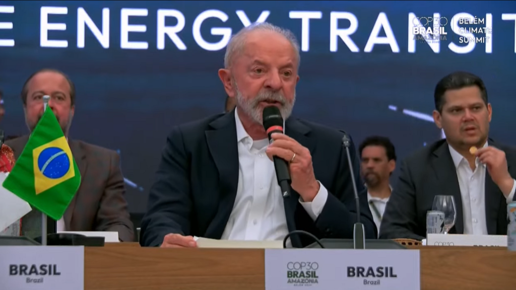 En amont de la COP30, le président Lula appelle à la «fin de la dépendance» aux énergies fossiles
